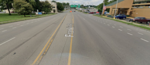 Wide part of Franklin Ave with "suicide" bike lane